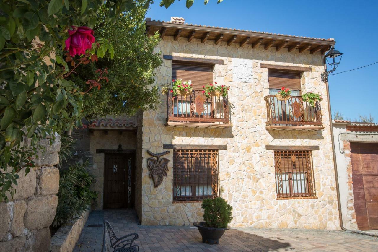 Apartamentos Rurales Senora Clara Arbancon Exterior photo